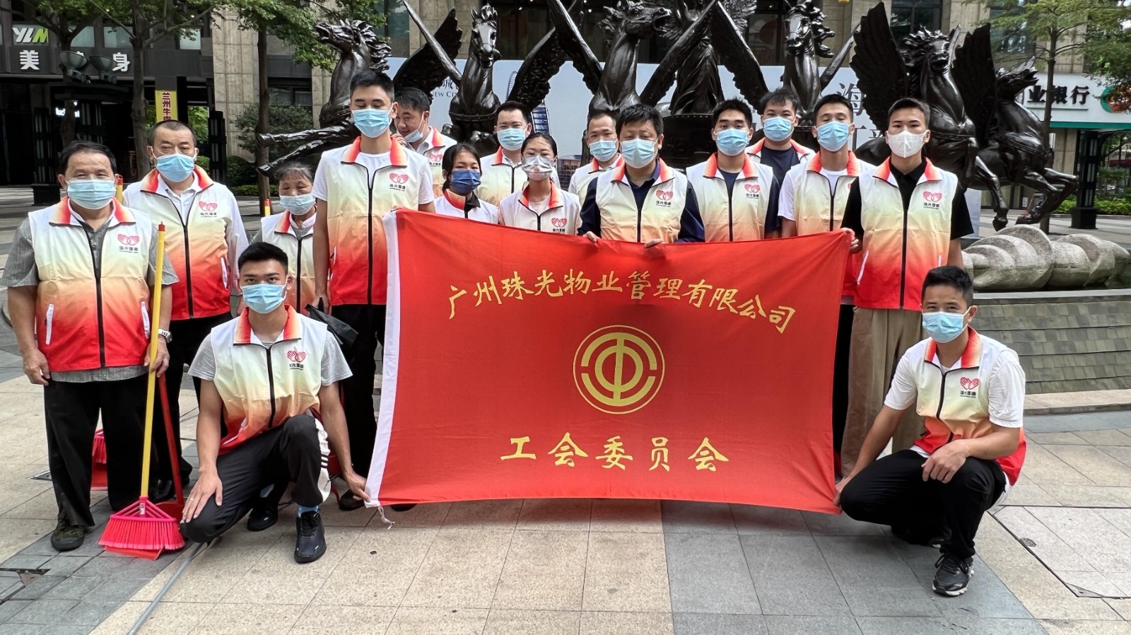 傳遞溫暖，從“心”出發(fā) | 公益日來到，看我們做了什么！